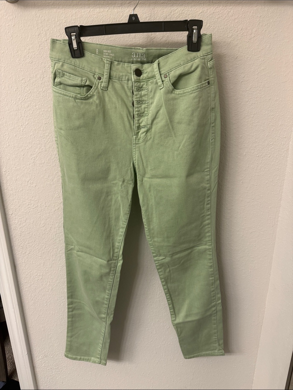 a.n.a Cropped Skinny Jeans in Sage Green